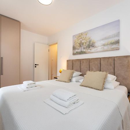 Villa Almaris Mandre Ngoại thất bức ảnh
